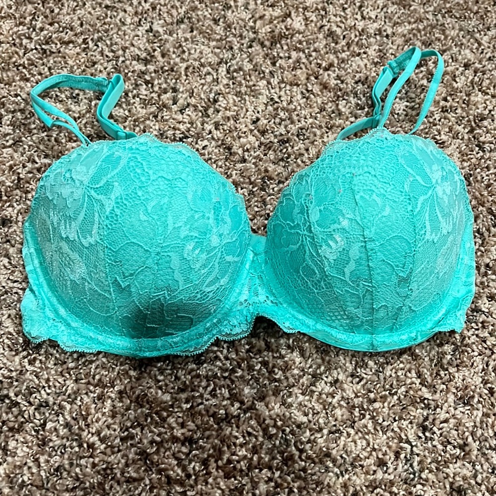 Victoria’s Secret PINK lace bra